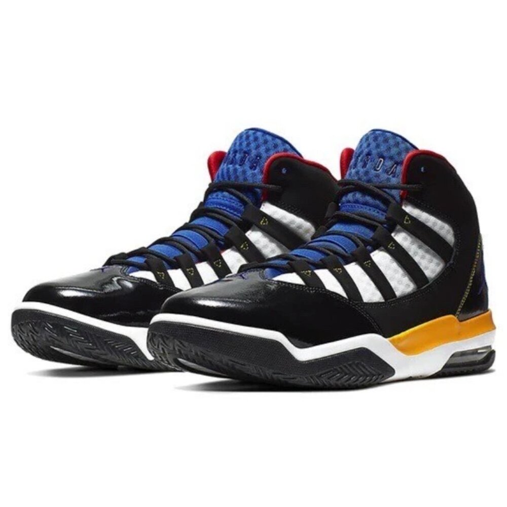 Max Aura Jordans